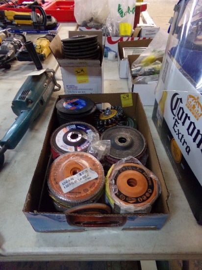 (2) Boxes of Mostly New 4''-5'' Grinder Discs, Includes (2) Wire Brushes