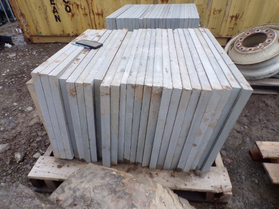 Pallet with 144 Sq Ft of 2'' x 2' x 4' Varying Thickness Thermaled Pattern,