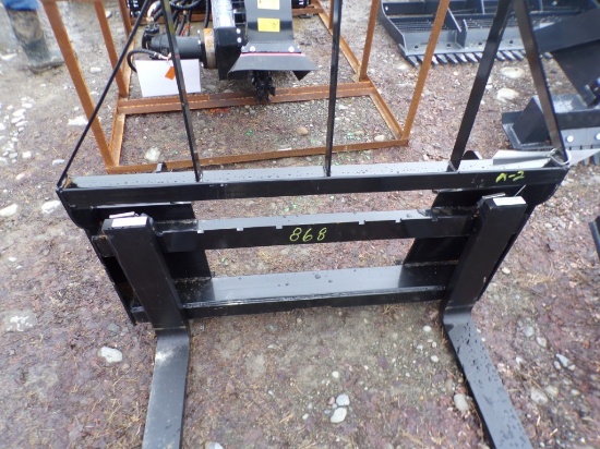 New SAII100 Palllet Forks for Skid Steer