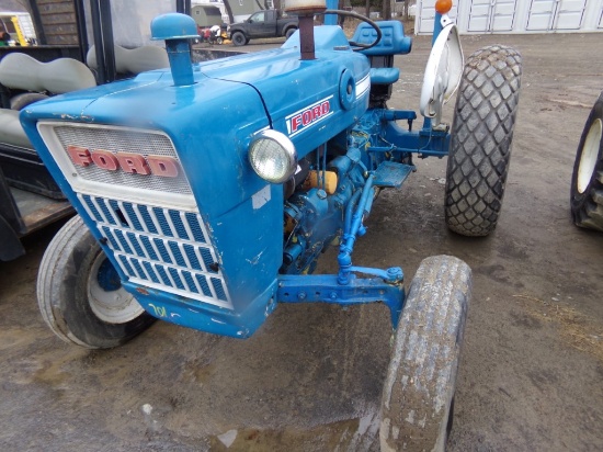 Ford 3000 Utility Tractor, Gas Eng., 8 Spd. Trans., Power Steering, 3pth, C