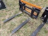 New Land Honor Pallet Forks w/Removable Cage