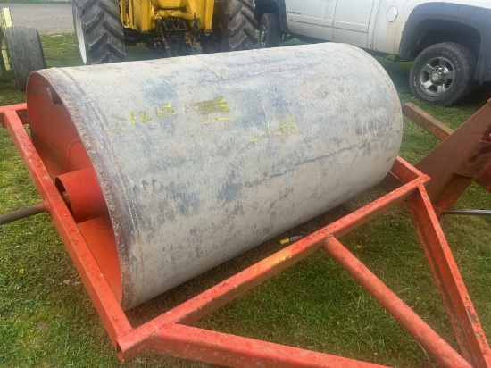 Large Tow-Behind Roller (5667)
