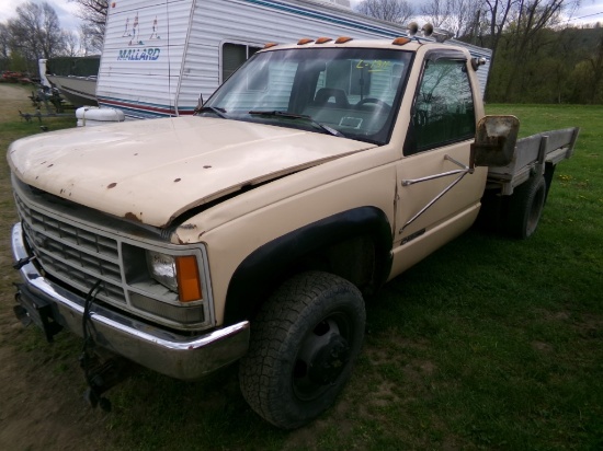 1992 Chevrolet 3500 Diesel 4 WD, Auto, Western Plow Mounts, New Trans., New