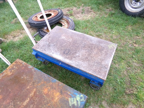 Blue 550 LB Hydraulic Lifting Platform Cart (5271)