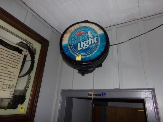 Labatt Blue Light Turnstyle Sign, Works, DOESN'T LIGHT UP, Maybe Needs Bulb