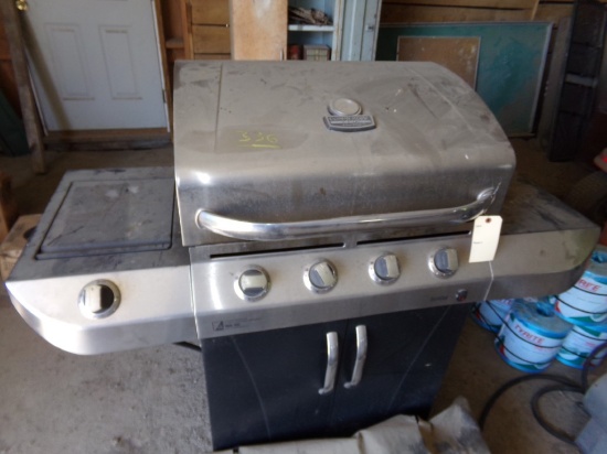 CharBroil Commercial Stainless Steel Grill, 4 Burner and Side Burner