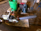 David Bradley Antique Chainsaw with 20'' Bar, Looks Complete (Main Barn)