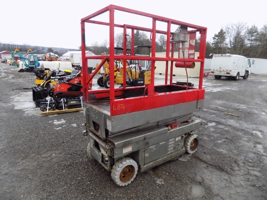 Red And Silver Scissor Lift, Broken, Showing 460 Hours, Extendable Platform
