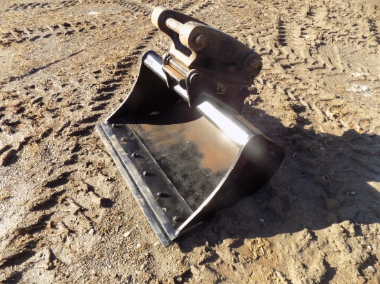 36'' Ditching/Smoothing Bucket for Excavator, Cannon Brand with JCB Coupler