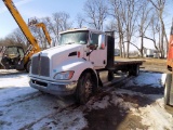 2018 Kenworth T370 Single Axle Flatbed, Auto, Paccar Dsl. 26' Wooden Deck S