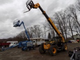 JCB 509-42 Telehandler, 4 WD, 4-Wheel Steer, 9000 Lb. Lift, 42' Reach, 4561