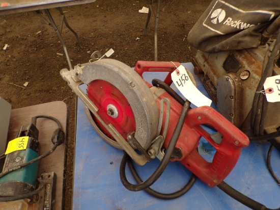 Milwaukee Heavy Duty 8 1/4'' Wormgear Saw, UNKNOWN CONDITION