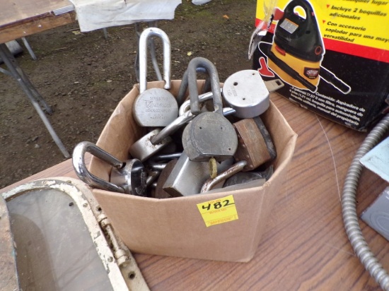 Box of Assort. Size and Brand Keyed Locks, Some have Keys
