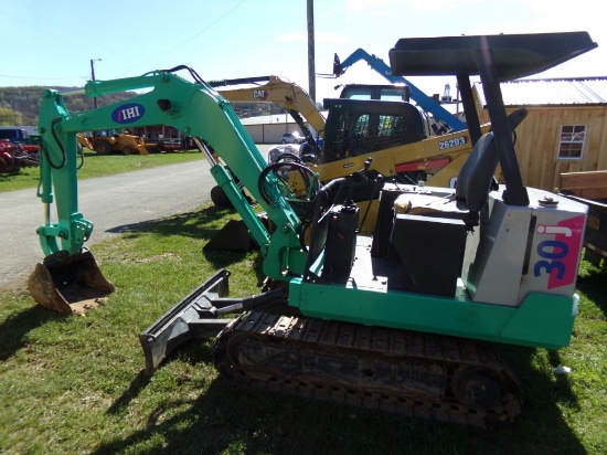 IHI 30J Compact Excavator w/ Steel Track, is-27FX, Canopy, Front Controls,