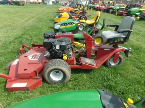 Ferris Pro-Cut 3 Wheel Zero Turn Mower with Kohler Engine, 839 Hrs. (9164)