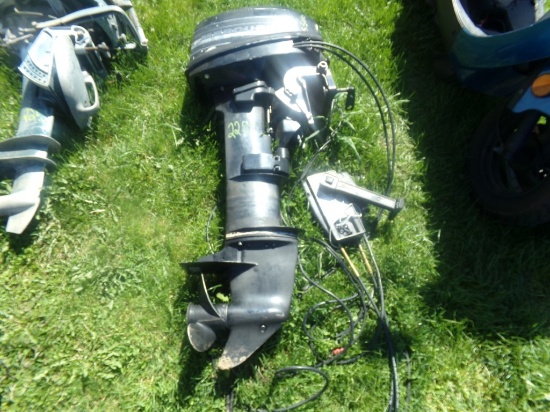 Mercury 2 Stroke 9.9 HP Outboard Motor, Runs (5010)
