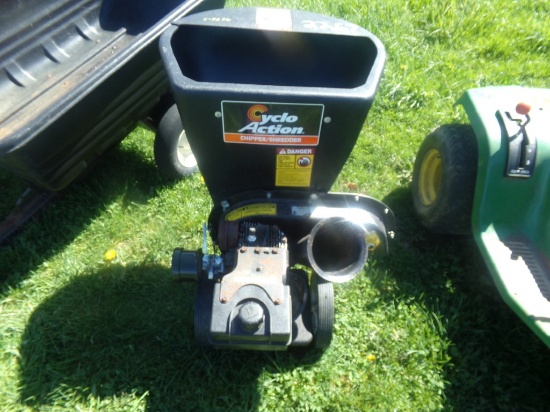 Cyclo Action Chipper/Shredder, Runs (5236)