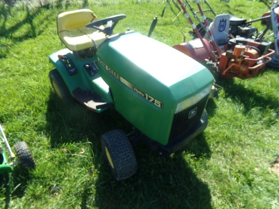 John Deere 175 Hydro Lawn Tractor with 40'' Mower Deck, NOT RUNNING (5336)