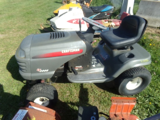 Craftsman LT2000 Riding Mower, 19 hp, Kohler, NO DECK, s/n 005474 (5520)