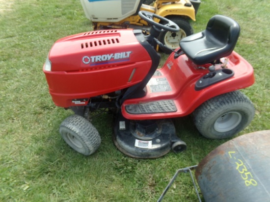 Troy Bilt Super Bronco Mower wih 42'' Deck, 19 HP.,  SN 10557, NO BATTERY (