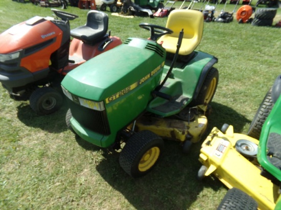 John Deere GT262, 48'' Deck, SN: 016068 - NOT RUNNING  (5941)