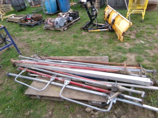 Pallet of Load Bars (5492)