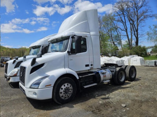 R1 - Equipment, Heavy Trucks & Vehicle Auction