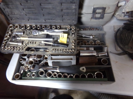 (2) Trays of Assort. Sockets, (1) 1/2 '' Ratchet Handle, (1) 1/4'' Ratchet