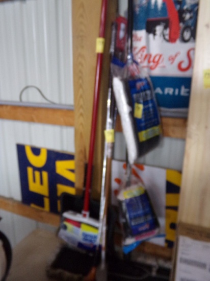 Dust Mop with Extra Heads, Broom, Dust Pan and (3) Golf Clubs