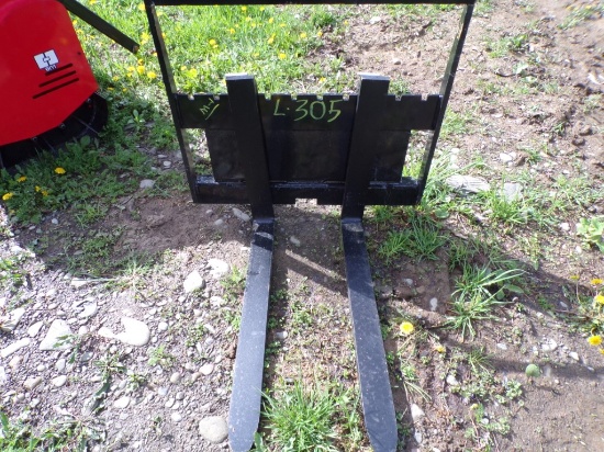 New 30'' Mini Skid Steer Pallet Forks
