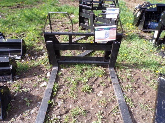 New Agrotk 48'' Walk Thru Euro Mount Pallet Forks