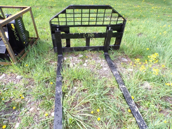 New Giyi 60'' Skid Steer Pallet Forks