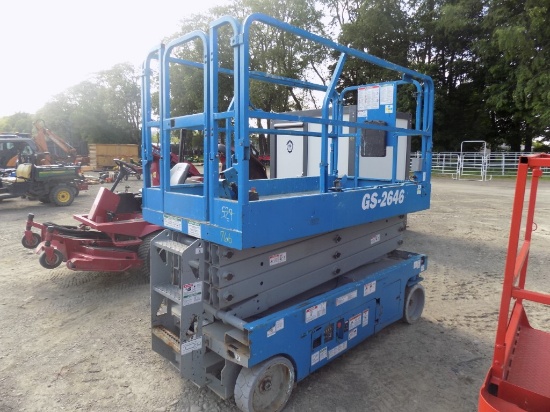 Genie GS-2646 Scissor Lift, Extendable Platform, 26'  1000LB Capacity, 414