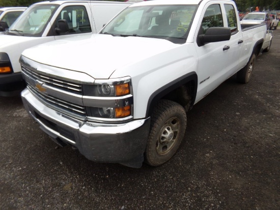 2016 Chevrolet 2500 HD W/T Double Cab, 2 WD, 3/4 Ton Truck, White, 256,215