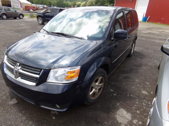 2008 Dodge Grand Caravan SXT, Blue, 173,102 Miles, VIN#: 1D8HN54P68B128060