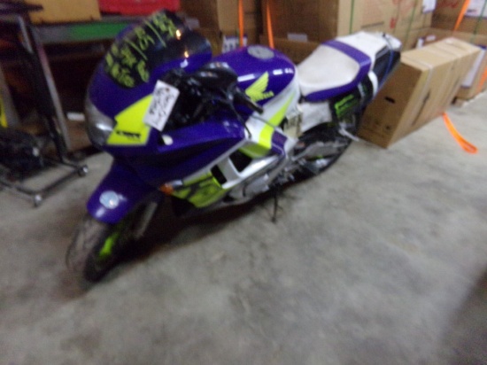 1995 Honda CBR600F3, White/Silver, 44,893 Miles, VIN#: JH2PC2505SM05879, PA