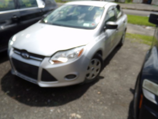 2014 Ford Focus S, Silver, 43,405 Miles, VIN# 1FADP3E22EL145402 - OPEN TO A