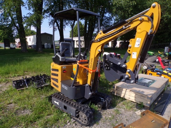 New AGT MX12RX Mini Excavator with 420ccEngine, Side Controls, Canopy, Manu