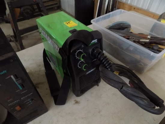 Titanium Easy-Flux 125 Wire Feed Welder w/Cord Cut Off