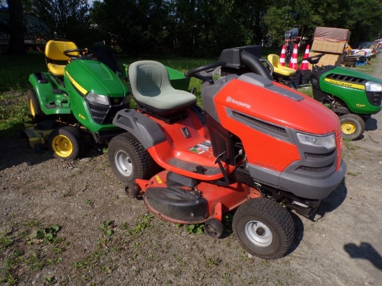 Husqvarna YTH22V46XLS Riding Mowerr with 46'' Deck, 22 HP Briggs and Stratt