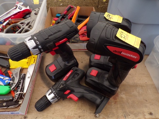 (2) Drillmaster 18v 3/8'' Drill (1) Has Battery & (2) Drill Master 18v Flas