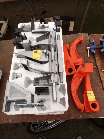 Gripmaster Portable Clamping System, Looks New, (4) Mastodon Pipe Clamp Ext