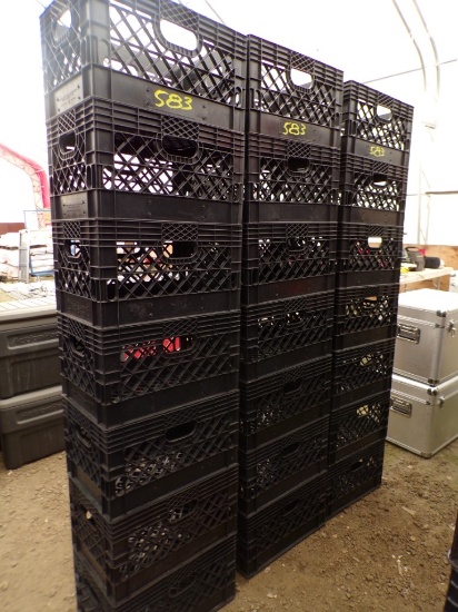 (21) 18'' x 12'' Stackable Crates