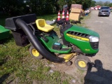 John Deere D105 Riding Mower with 42'' Deck, 17.5 HP Briggs and Stratton En