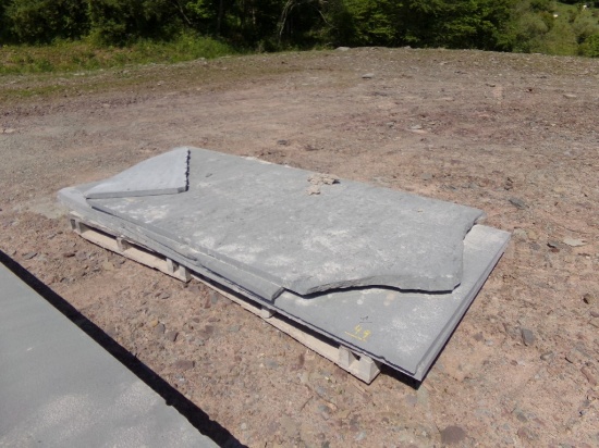 (4) Pieces Cutting Stock Thermaled 1 1/2'' (2) 4 1/2' x 9 1/2' x 1.5'' (2)