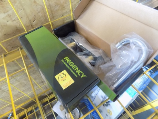 (2) New Regency 2.0 GPM Deck Mount 4'' Center Faucets (2 x Bid Price)