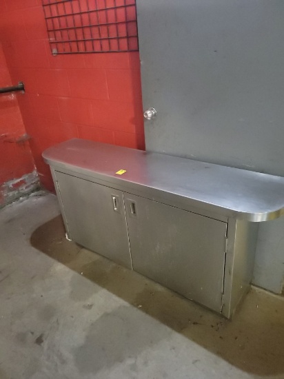 Stainless 62'' x 16'' x 30'' Tall 2 Door Cabinet with Rounded End Counter T