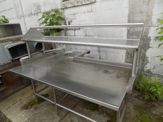 L Shaped Soil Table with Overhead Shelf with Sink in 1 End, 80'' Wide x 64'