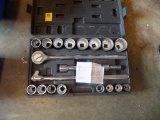 Pittsburgh 3/4'' Drive Socket Set, 7/8'' - 2'' in Case, Complete