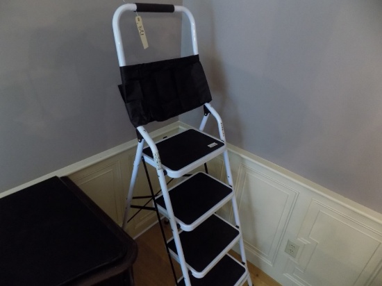 4-Step Folding Painters Ladder (Dining Room)